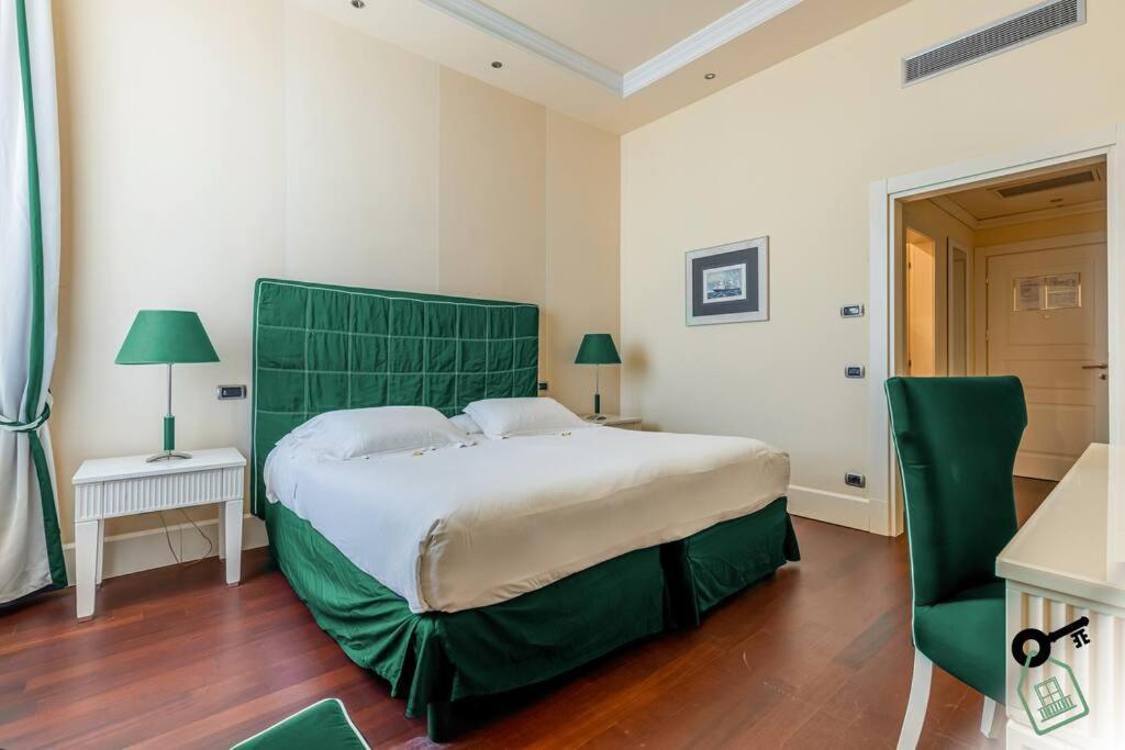 Hotel Rooms 利沃诺 外观 照片